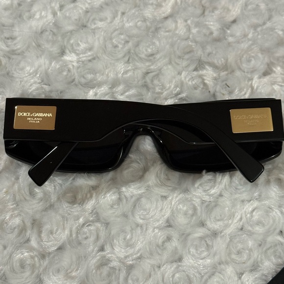 Dolce & Gabbana Sunglasses Black 100% authentic - Picture 10 of 16